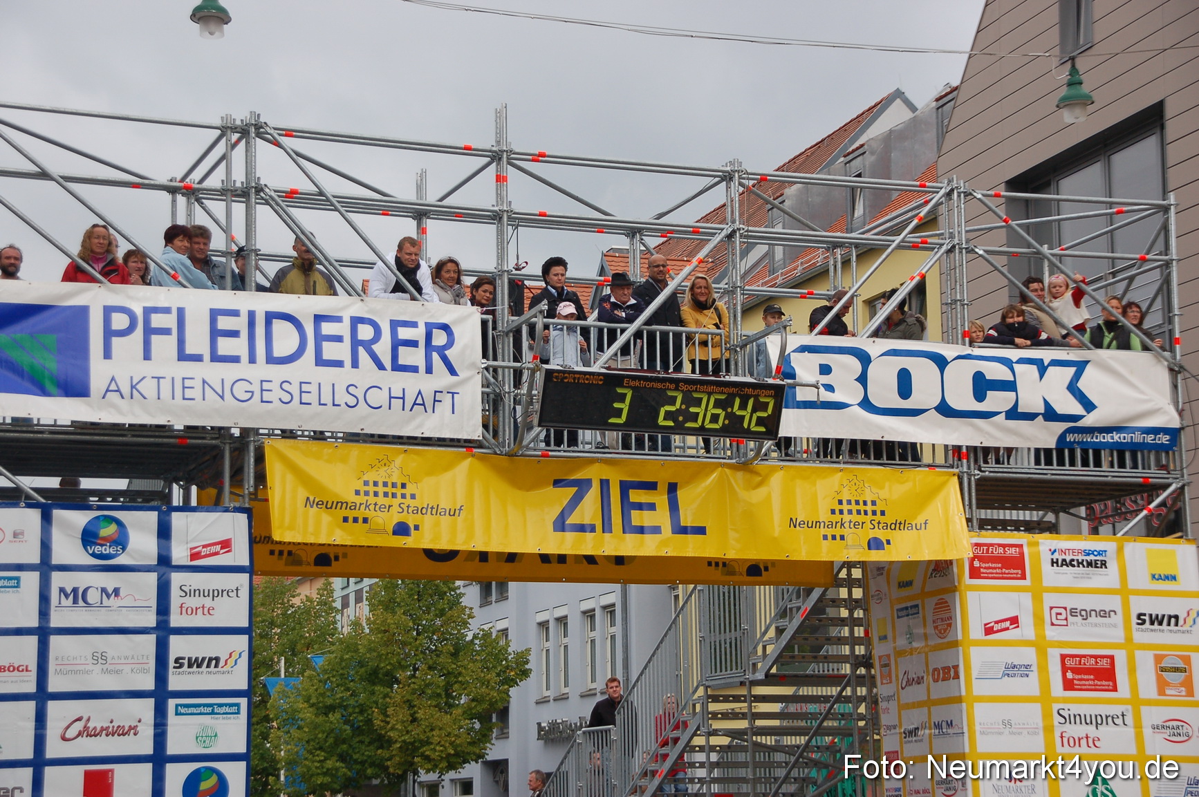 0023 Stadtlauf Neumarkt 2008